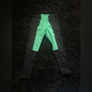 Black & Teal Green Workout Leggings – Size Medium